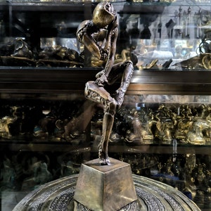 Abstract Bronze Melancholy Statue - Modernist Elegant Pose (17.3 Inch)