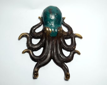 Bronze Octopus Hook, Octopus Statue, Animal Figurine, Bronze Hook, Jewellery Hook, Wall Decor, Wall Art, Home Decor, Birthday Gift, 5.1 inch