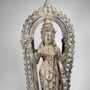 Bronze Lakshmi Goddess, Lakshmi Statue, Bronze Hindu Goddess, Goddess Of Wealth Happiness, Fortune Luxury Beauty, Rare Item, 11.4 inch