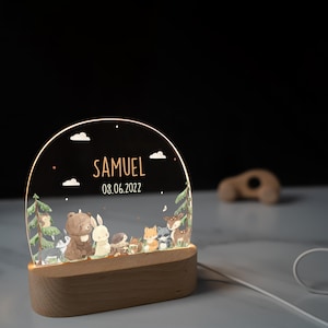 Lampada da notte arcobaleno personalizzata in acrilico, regalo nascita bambino, regalo battesimo, cameretta bambini, regalo compleanno, lampada da comodino immagine 3