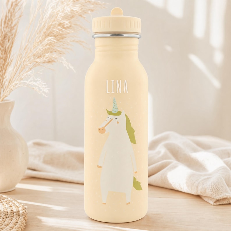 Edelstahl Kindertrinkflasche mit Drache-Motiv und Namensgravur, auslaufsicher für die Kita