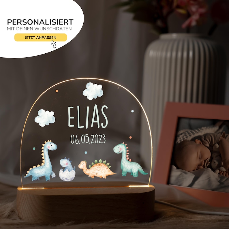 Personalisierte Nachtlampe mit Name LED-Licht fürs Kinderzimmer
personalisiertes Geschenk Geburt oder Taufe
Kinderzimmer Nachtlicht mit Tiermotiv und personalisiert
Holz Nachtlampe mit Wunschname  ideales Geschenk für Mädchen und Jungen
Einschlafhilfe personalisierte Nachtlampe mit Waldtier-Motiv fürs Kinderzimmer
Dimmbare LED-Lampe mit Namen – Kinder Nachtlicht personalisiert
Nachtlicht aus Holz Babyzimmer
Nachtlicht mit Regenbogen-Motiv und Wunschname – 
Geschenkidee zur Geburt oder Babyparty
