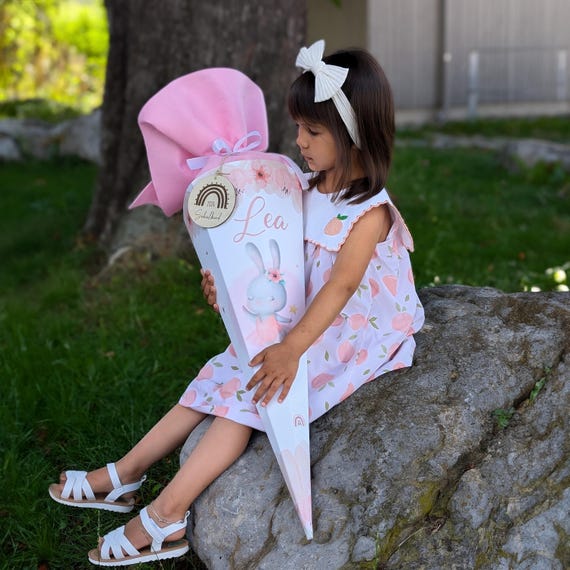 Schultüte Mädchen personalisiert mit Namen, Einschulungsgeschenk Mädchen, Zuckertüte zur Einschulung 2025, Einschulung, Schulanfang