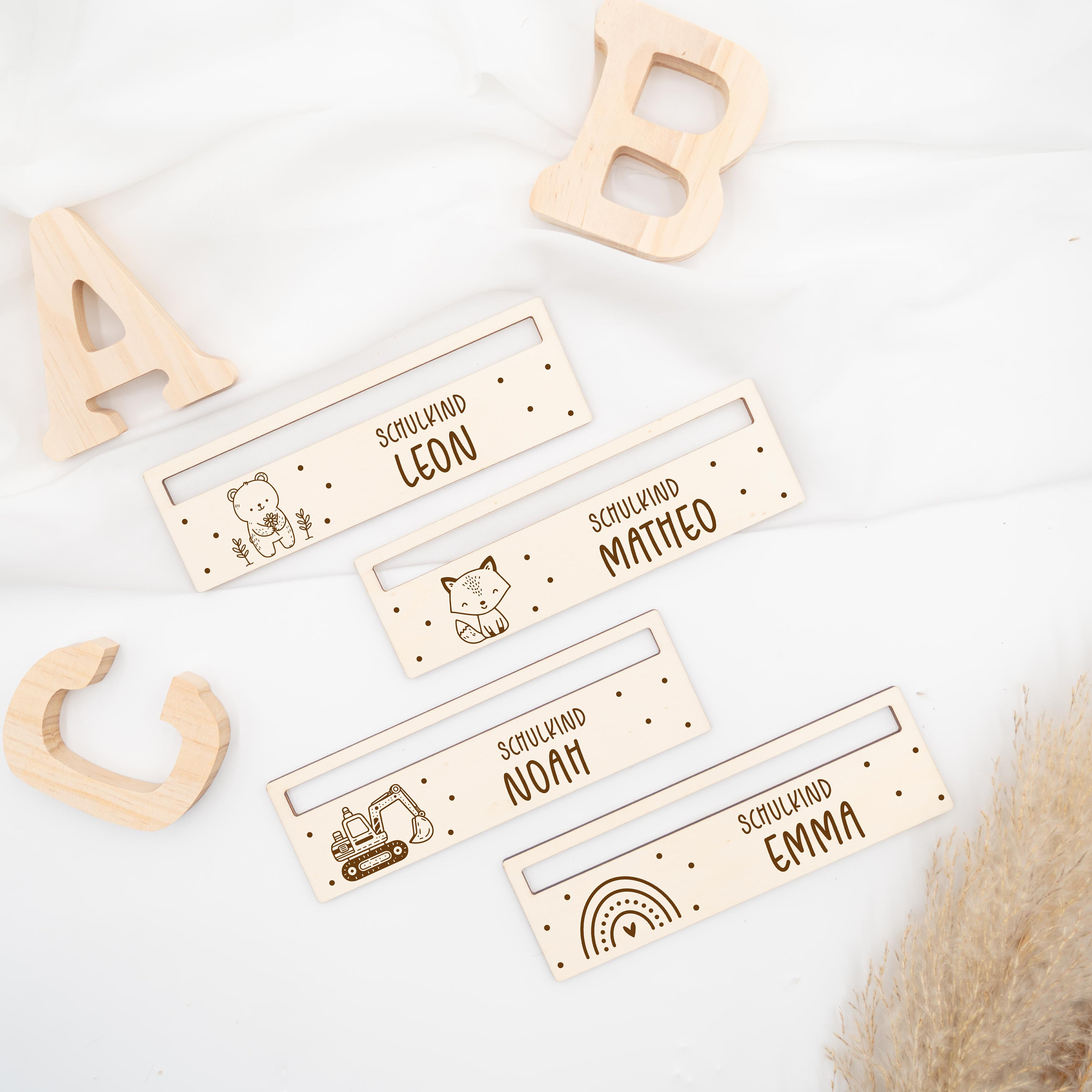 Personalized Wooden Ruler Reading Aid, School Enrollment Gifts for the Start of School, Individual School Child Gift, School Introduction