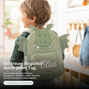 Kita Rucksack personalisiert mit Tiermotiv, Kind trägt den Rucksack auf dem Weg in den Kindergarten