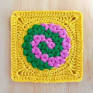 71 Swirl Round Square Motif | Granny Square | Jasmine Stitch | Crochet Pattern