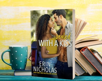 Sealed With a Kiss signé livre de poche