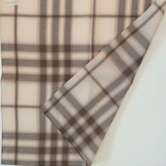 Burberry  Vintage Handkerchief - image 5