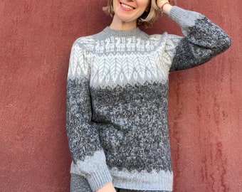 Handknit Scandinavian Gray Sweater/Vintage Handmade Nordic Folklore lopapeysa Yoke Pattern Sweater/Vintage Wool Blend Nordic Sweater