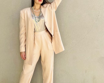 Dana Buchman Silk Suit/Minimalist Summer Pans Suit/ Vintage Wedding Peach Fuzz Pants Suit/Quite Luxury Vintage Two Piece Suit