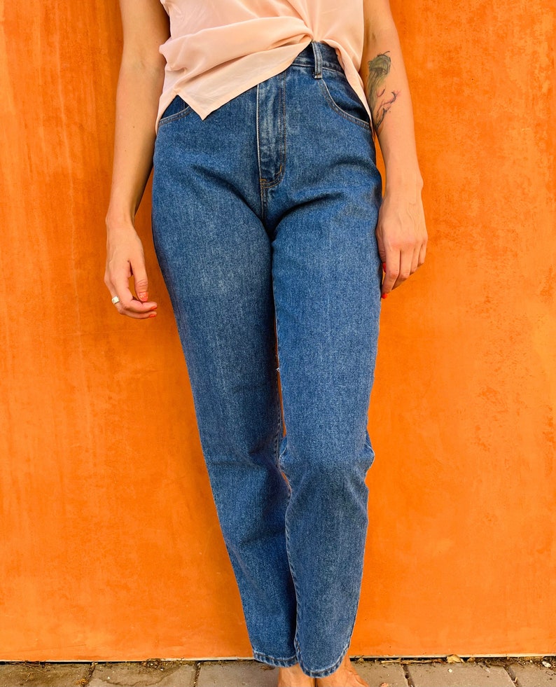 28W Vintage Blue Jeans/High Waisted 90s Jeans/Vintage Mom Jeans/Tapered Leg Vintage Jeans image 1