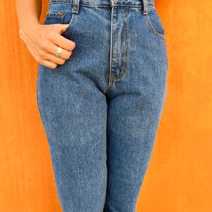 28W Vintage Blue Jeans/High Waisted 90s Jeans/Vintage Mom Jeans/Tapered Leg Vintage Jeans image 4