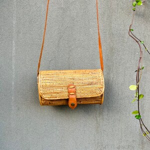 Vintage Straw Rattan Crossbody Bag/Balinese Vintage Straw Bag/Handwoven Crossbody Rattan Bag image 5