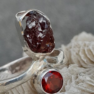 Ring silver garnet polished - unpolished
