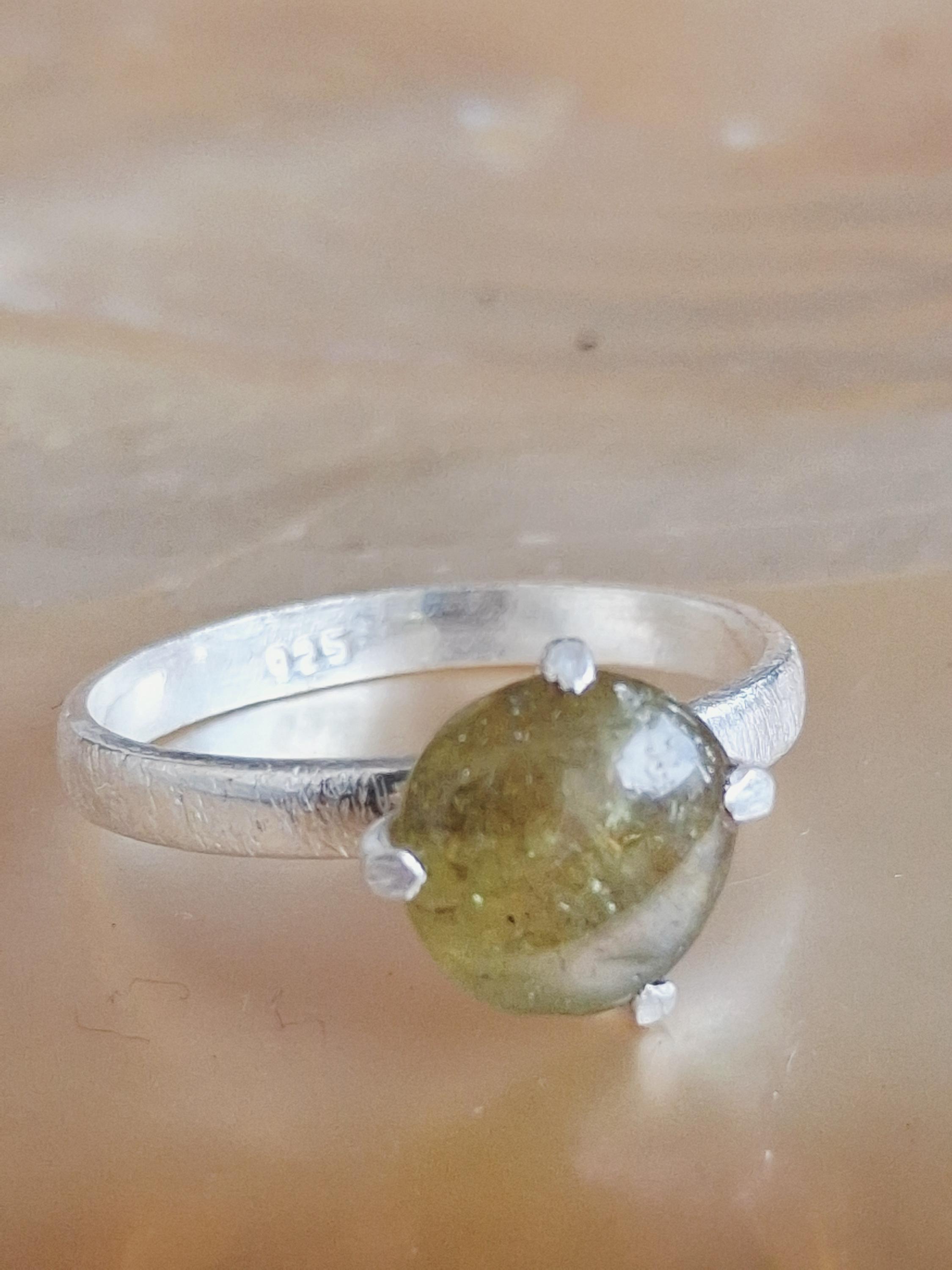 Bague Prehnit Perfection Argent 925 – Coussin – Taille Ajustable 54
