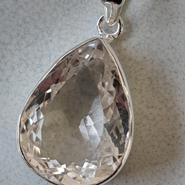 Pendant chain silver rock crystal faceted