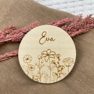 personalisierter Ansteckbutton aus Holz, Anstecker mit Name