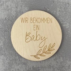 Holzschild "Wir bekommen ein Baby"