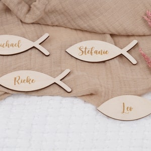Fische aus Holz als Platzkarten, Tischdekoration für Taufe, Kommunion, Firmung oder Konfirmation
