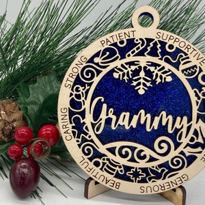 Adorno navideño de madera Grammy PERSONALIZABLE