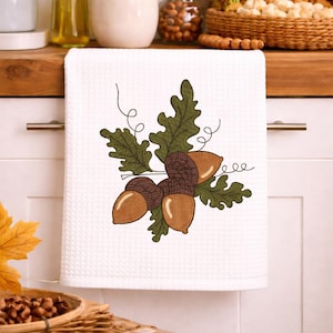 Toalla de cocina de 4x4 con diseño de bordado de racimo de bellotas y hojas de roble para otoño.