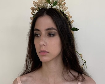 Corona nuziale vittoriana con fiori di cera