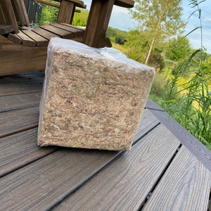 Sphagnum Moss Bulk Brick 5lb.