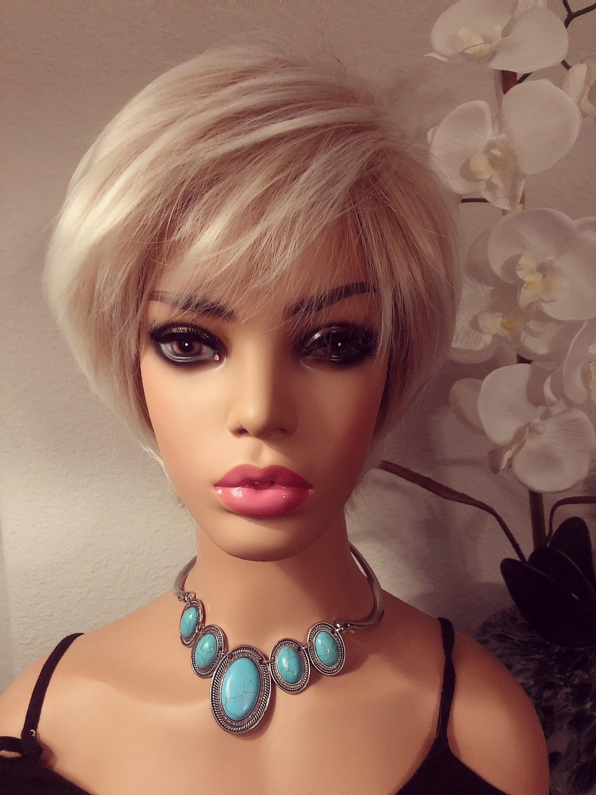 blonde wig high quality