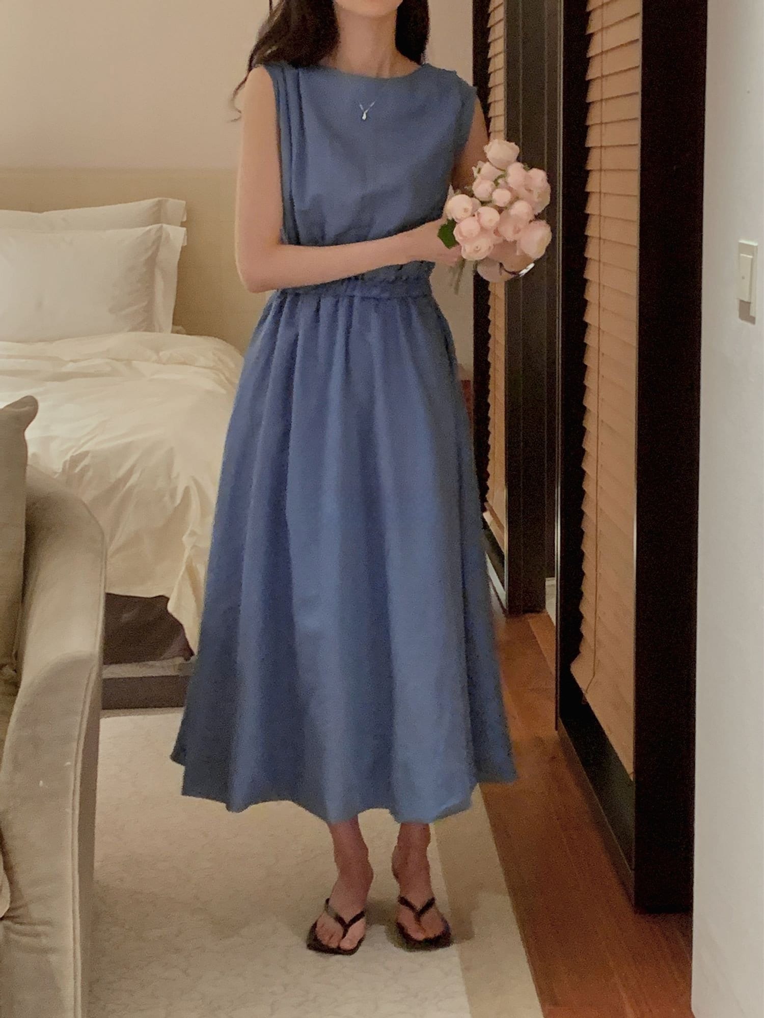 Women's Classic Cotton Linen Sleeveless Hamptons Look Long Blue & Black Summer Dress