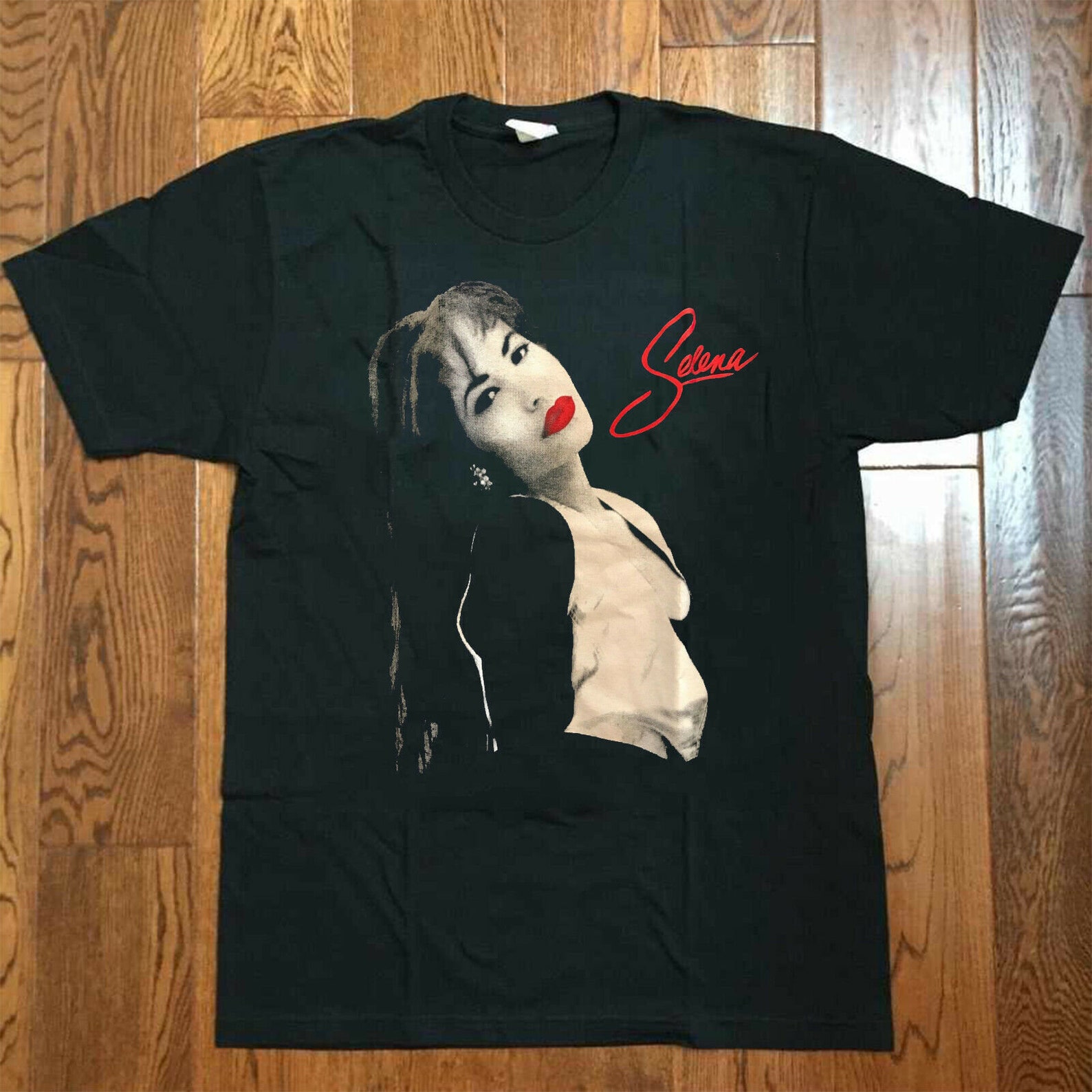 selena graphic t shirt