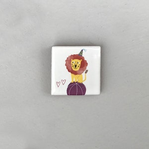 TILE Lion with Hat, 5 x 5 cm