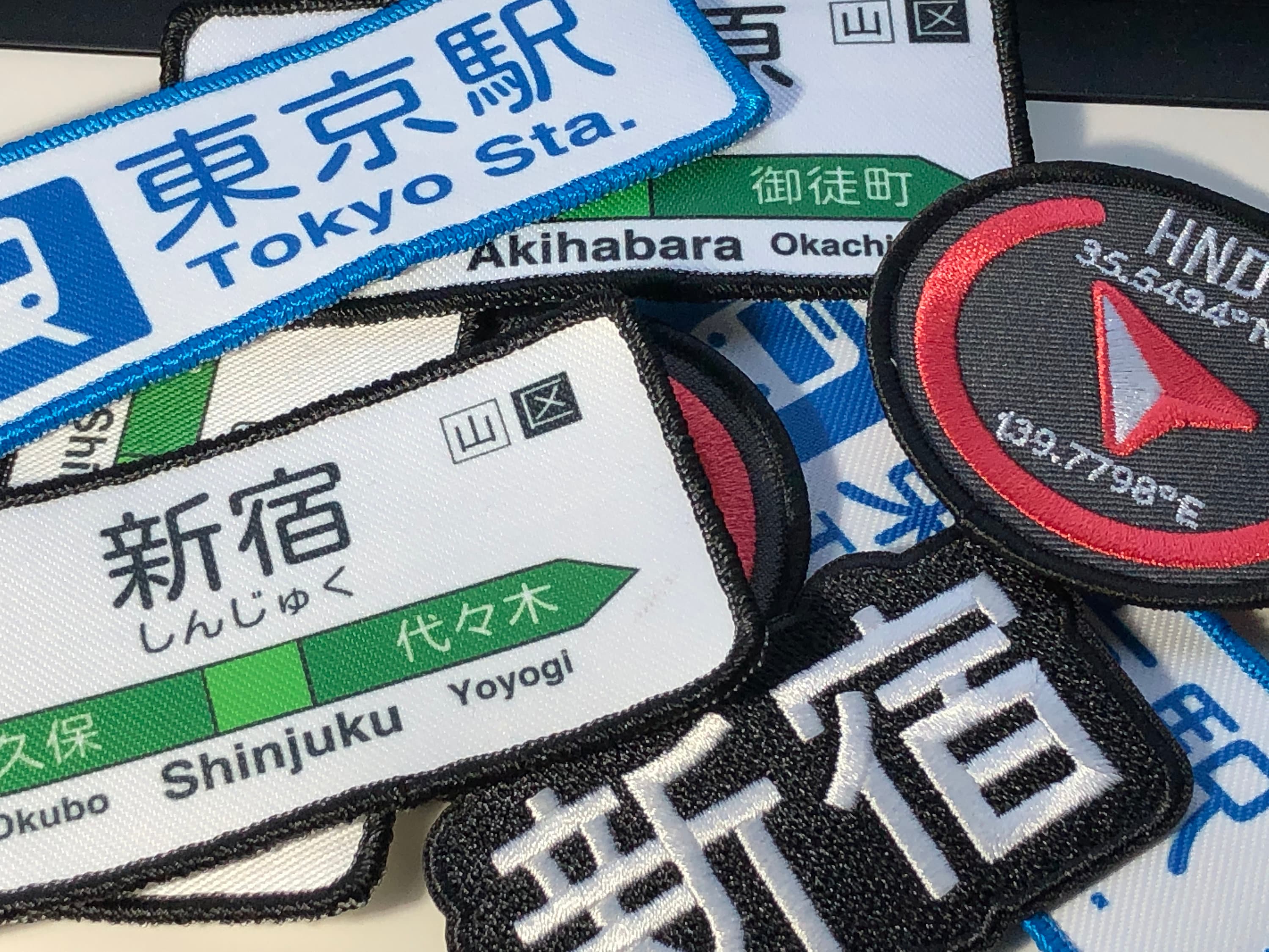 ＪＲ東日本のバッチ JRバス社章バッチ ピンバッジ 非売品 希少 Amazon | 【】【美