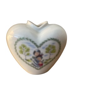 Vintage 1950’s Rosenthal Peynet Lovers Hugging Cupid Arrow Heart Shaped Valentine Gift