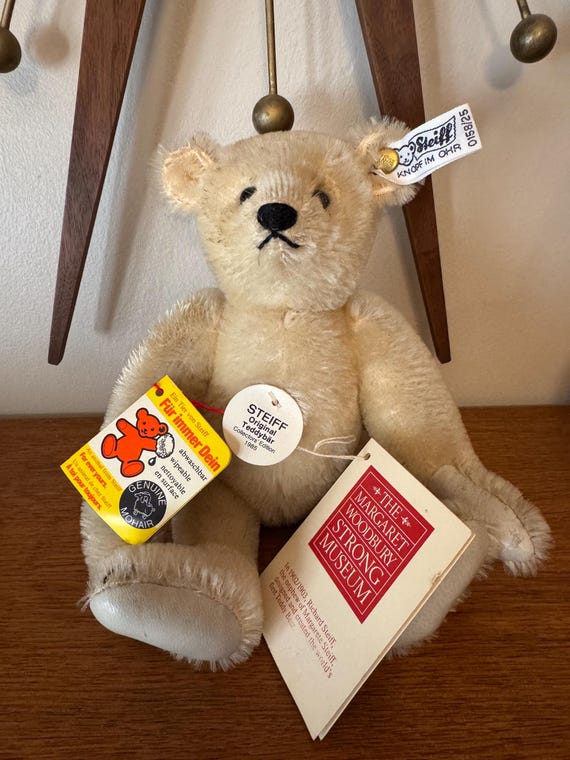Vintage Steiff Margaret Woodbury Strong Museum Bear 1985 7