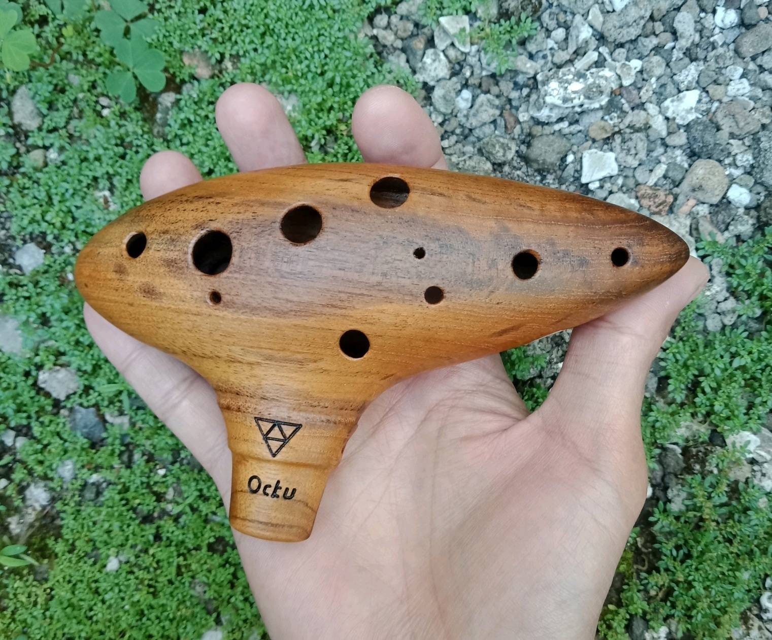 12 Hole C Key White Alto Ocarina, Use AC Key to Play Instrument Ocarina