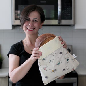2 XL Reusable Beeswax Bread Bags for Homemade Sourdough, Produce, Sandwiches, Lunchbox, Washable (2-Pack)