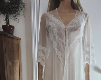 Vintage Lorraine Style 0325 White Peignoir Nightgown Negligee Bridal Set