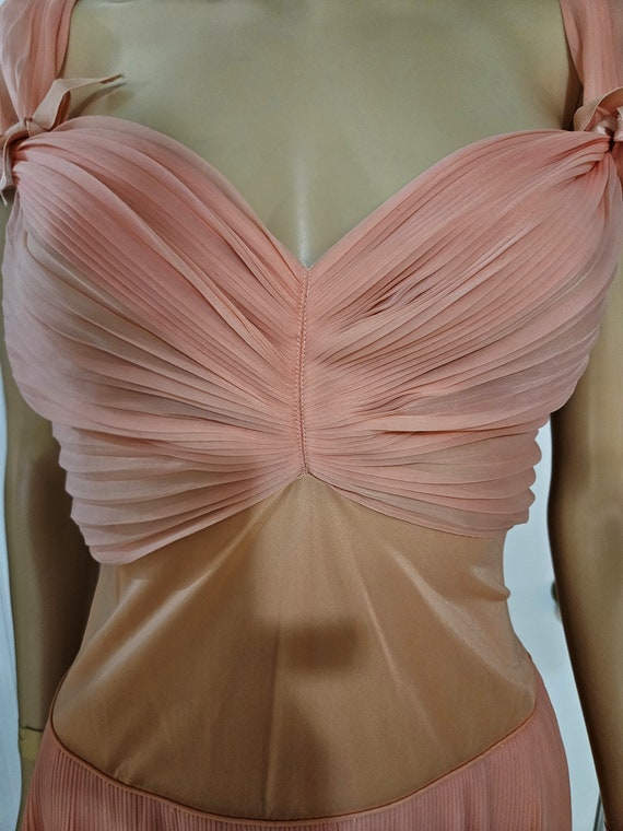 50's Vanity Fair Pinkish Coral pleated Nightgown … - image 9