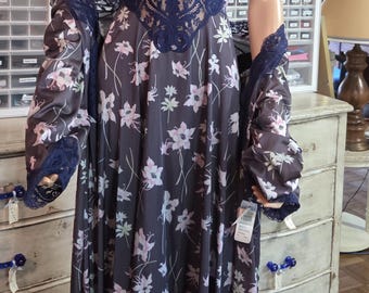 Conjunto raro gris y rosa de Olga y conjunto azul Cinema Etoile