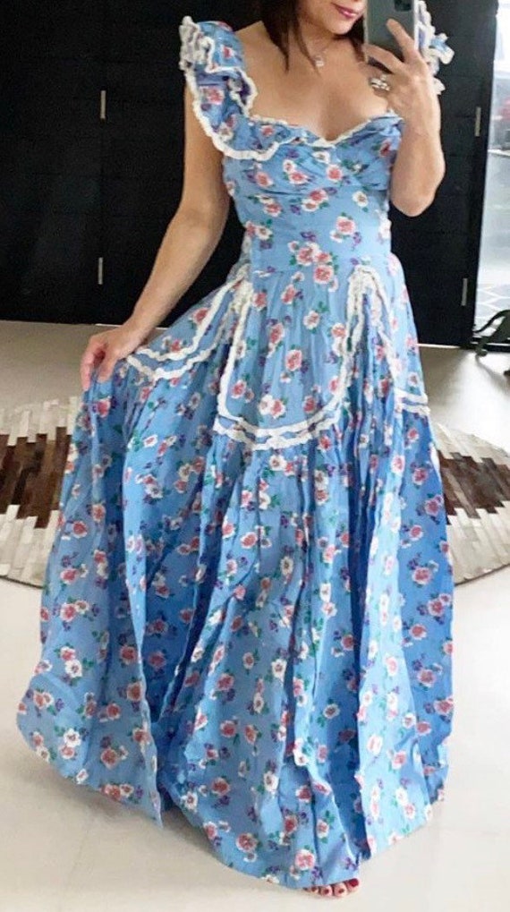 1930’s Floral Goodness