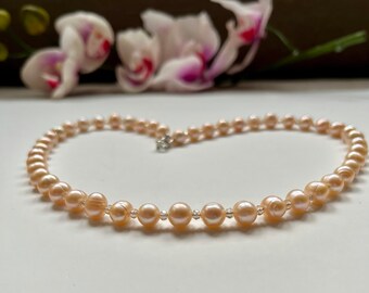 Classic Peach Fresh Water Pearls Necklace. Simple Elegant Pearl Jewelry for women gifts.