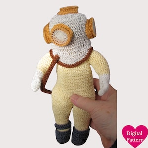 Deep Sea Diver Doll Simon, Doll in Deep Diving Costume, Crochet Pattern for Doll in an Undersea Diving Outfit
