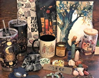 Book lover mystery box!!!!!