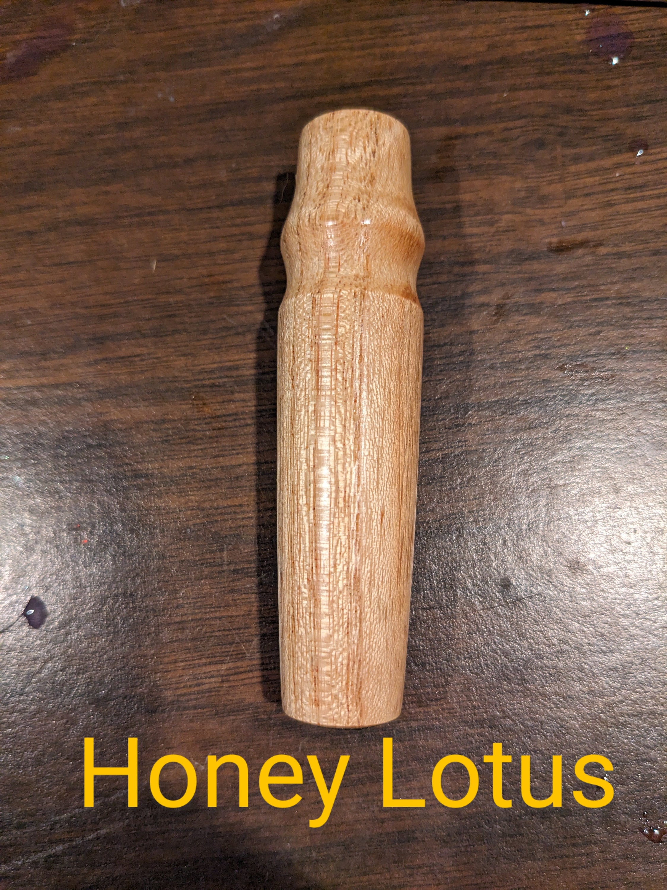 Squirrel Call. Hunting. Game Call. Squirrel Distress Bark. Gray