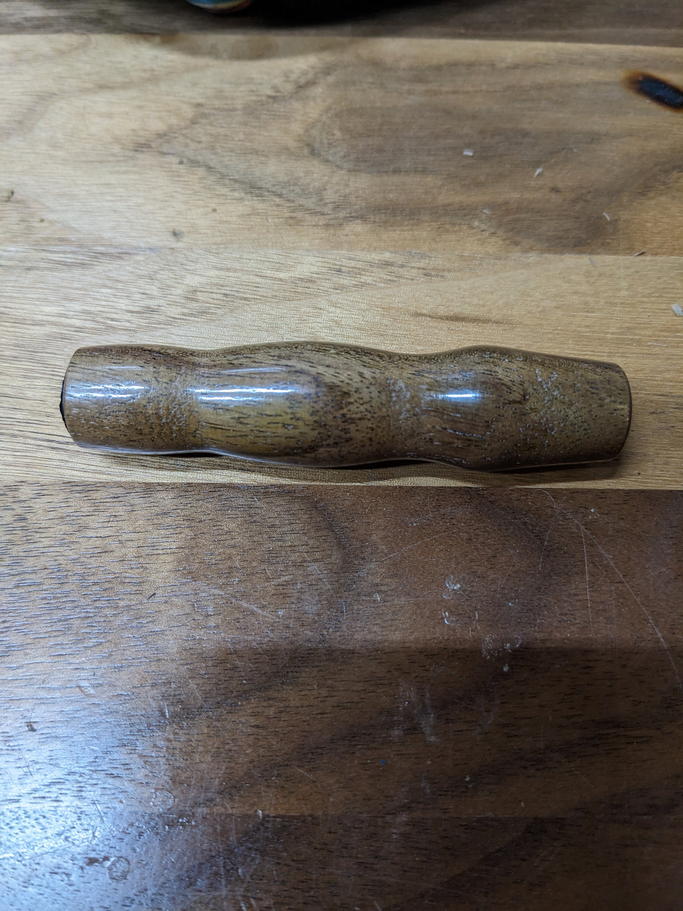 Squirrel Call. Hunting. Game Call. Squirrel Distress Bark. Gray