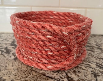 Repurposed fishing rope basket