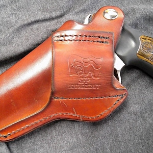 Cross Draw Holster, Ruger SP101, Taurus 605 Up To 3" Barrel Length, Right Hand Draw, Dark Brown, Fits 1.5" Belt immagine 3