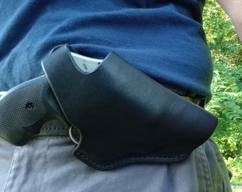 Smith & Wesson 642 Cross Draw Holster, Right Hand Draw, Leather Thumb Break, Black