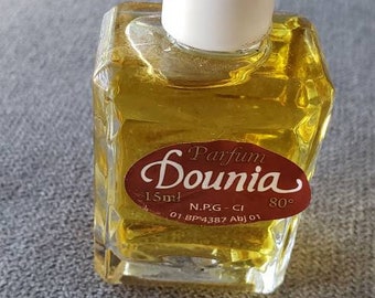 Dounia perfume