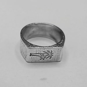 Palm Tree Ring, Signet Ring, Tropical Ring, Dainty Ring, Mens Jewelry, Palm Tree Jewelry, Statement Ring, Tropical Beach Jewelry, Gift Rings